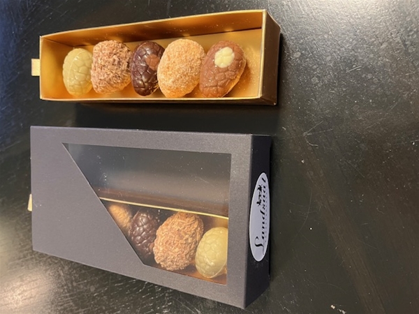 paaseitjes in doosje dubbel